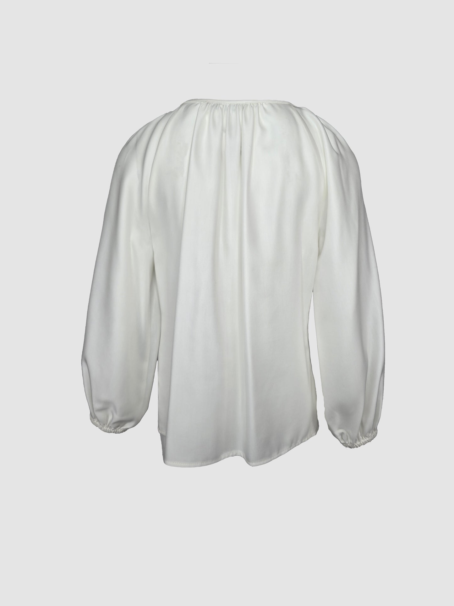 Blusa Blanca Cuello Redondo Manga Larga