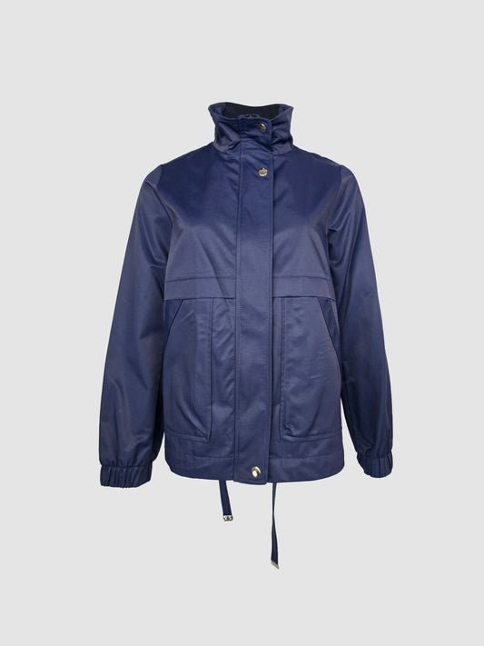 Chamarra Azul Marino Corta Impermeable Cuello Alto