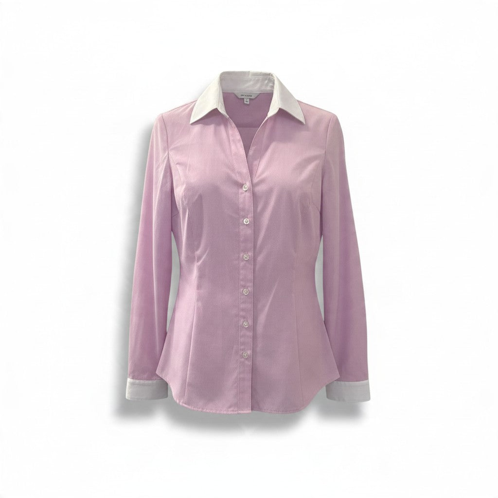 Camisa con cuello y puños color blanco