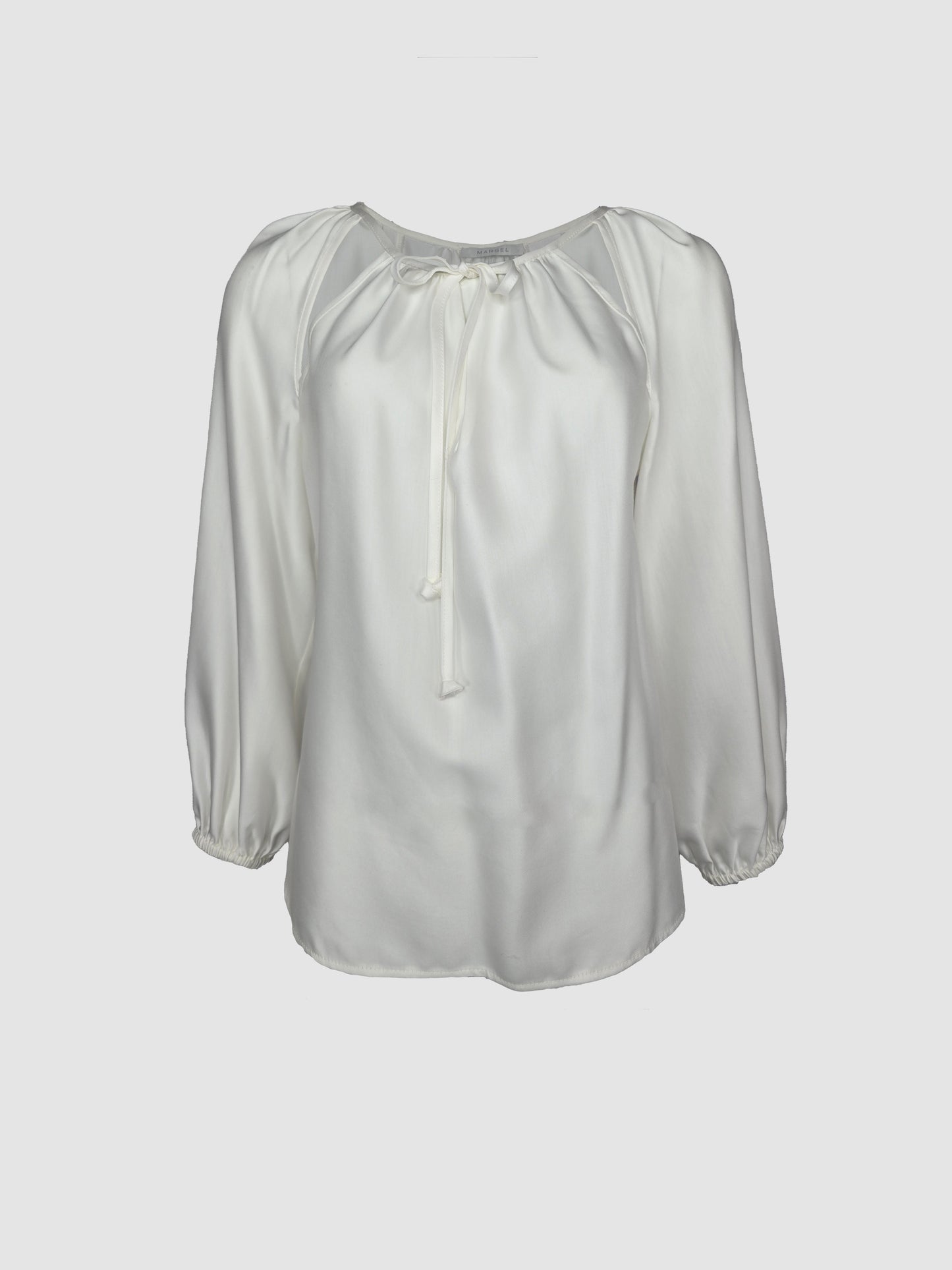 Blusa Blanca Cuello Redondo Manga Larga