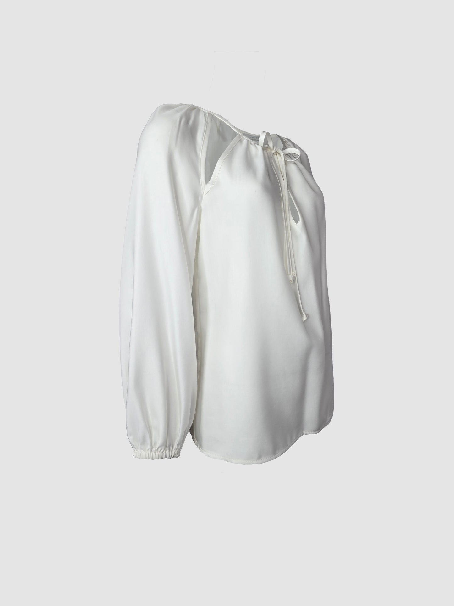 Blusa Blanca Cuello Redondo Manga Larga
